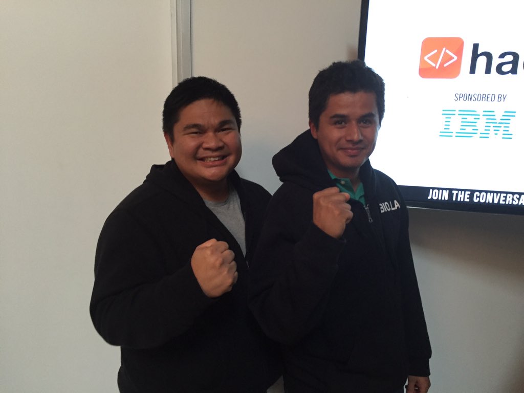 WeSabio's tweet image. Let it be know if you pose with @ShaneMosley_ at a #hackathon u end up winning 1st place #TechWeekLA #learntocode