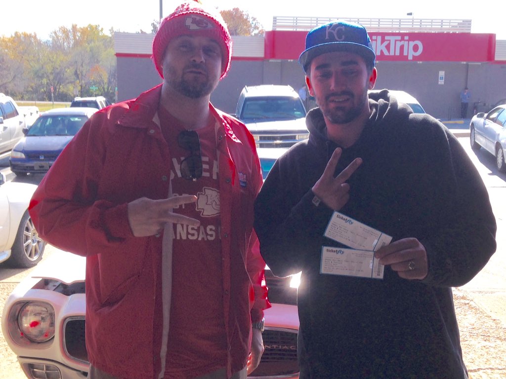 CooLaidFromKC's tweet photo. Congrats Derek Parsons on winning our ticket giveaway. See you 2mrw night @riotroom @PotluckMusic and @devindude420 https://t.co/pC2RlW9qZ7