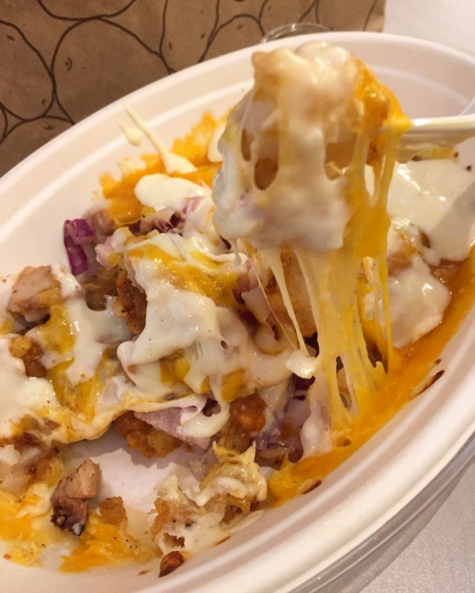 potatopia's tweet photo. You did those tots proud @foodisbaeforever, your respect for the spud is eternal. #RespectTheSpud #Yummy #Amazing https://t.co/TRf06BDMyL