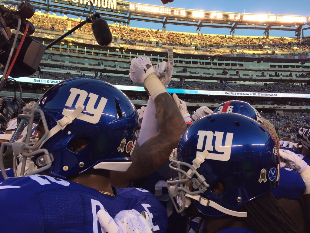Giants's tweet photo. #Giants fans RT if you want this win!!!! #NEvsNYG 🏈 https://t.co/hiGixECcTS