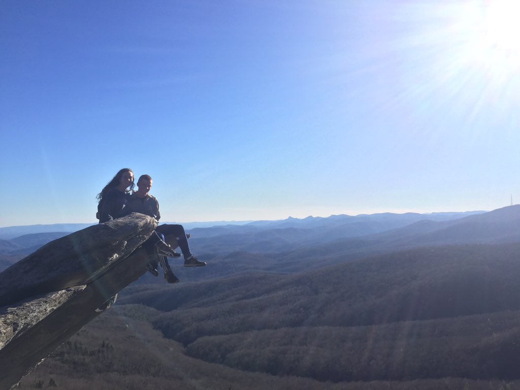 SierraHarton's tweet photo. Wonderful weekend with my other half. Thankful for ya, mi amor!! https://t.co/z4v1S0gSNe