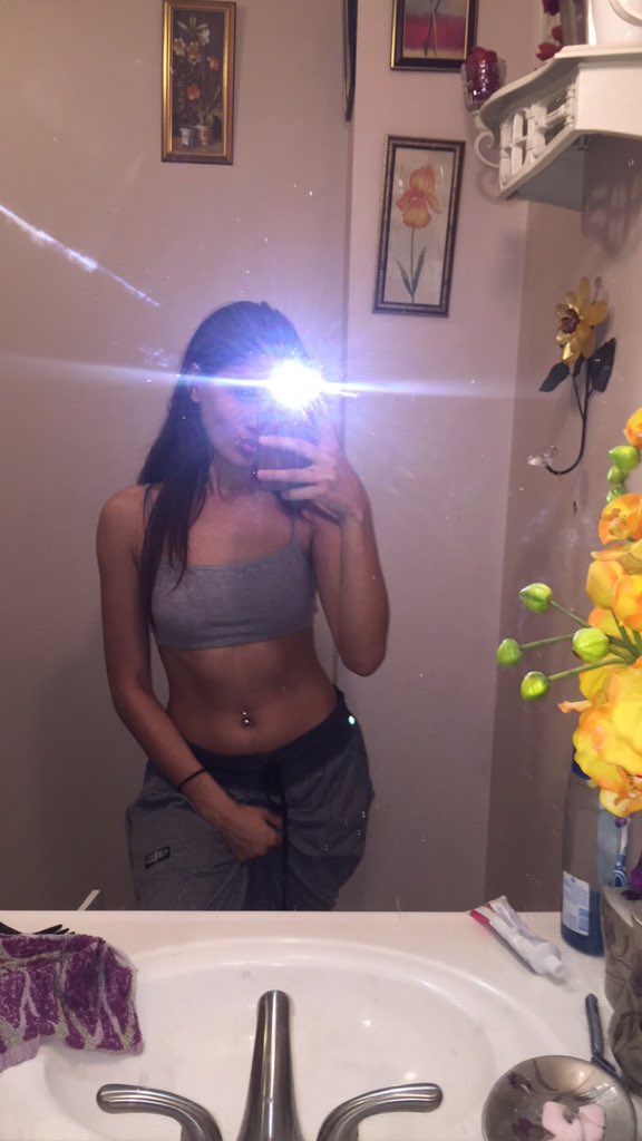 PleasureIntensi's tweet photo. S/O to Foreign Blessings RT @foreignbunnies because they keep #BringingThatHeat
RT @bricheIle https://t.co/yEYZbTBkkT #SexySunday