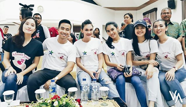 Latepost @tashapira <a href="/vidialdiano/">VIDI</a> <a href="/LunaMaya26/">luna maya</a> <a href="/alikaislamadina/">K. Alika Islamadina</a> <a href="/maudymikha/">Mikha Tambayong</a>..