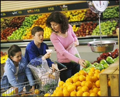 DYK? #SNAP provides an essential support to working families whose wages are too low to lift them out of poverty.