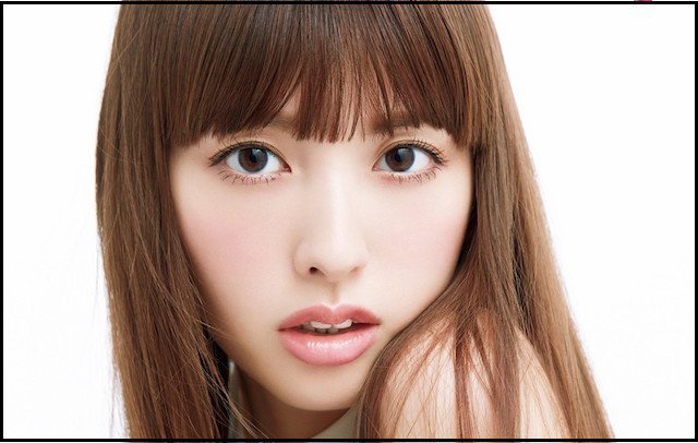 芸能人の美容 ダイエット術 Auf Twitter 鈴木えみ の メイク の特徴は マスカラでのフレームアップ チークの2度塗り アイメイク マスカラ チーク 下地 鈴木えみのメイク 髪型 私服 ダイエット情報まとめ T Co Mzwouebo5p T Co Nxhz0eo6ec