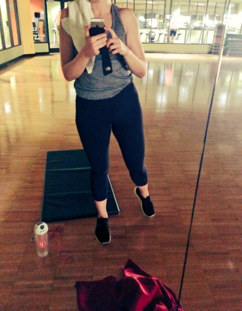 KHFit_nd's tweet photo. Had this entire room to myself this morning for conditioning ☺️☺️☺️ https://t.co/2zJefafB5Y