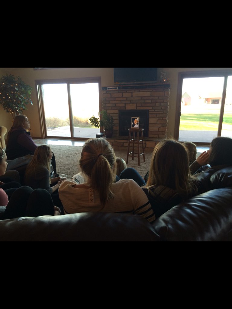 lssusoftball's tweet photo. Want to give @LChamberlain44 a shoutout for speaking with us today! https://t.co/SUvpqprxXW