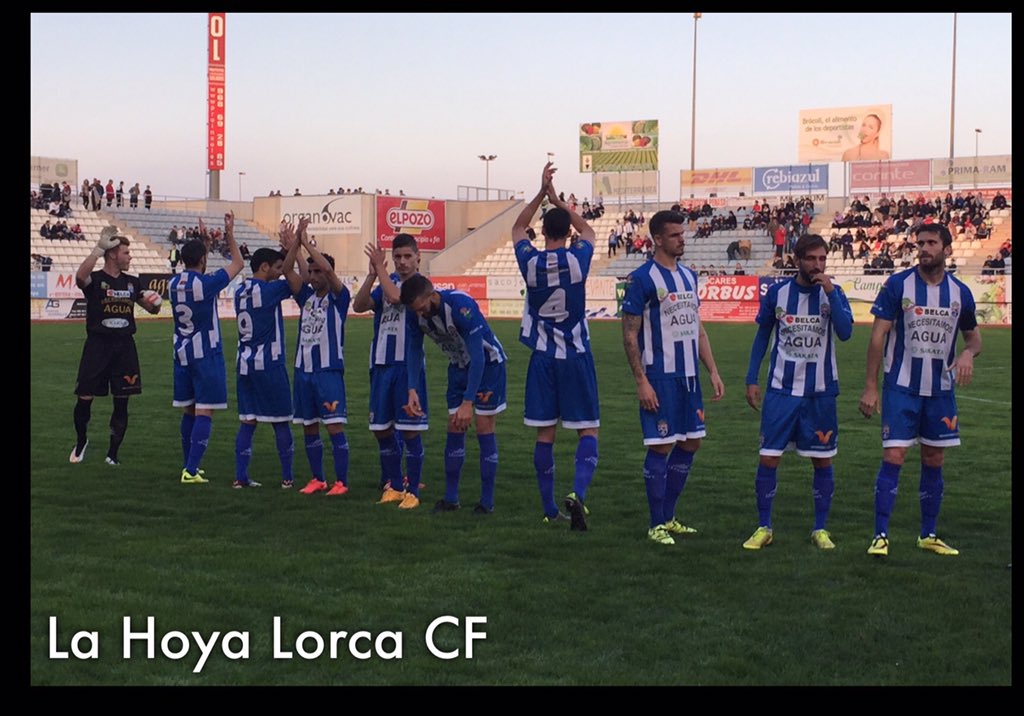 LorcaFCSAD's tweet photo. Hoy nuestros jugadores han demostrado, una vez más, su valía y esfuerzo. Este es el camino del éxito 💪🏼💪🏼🍀🍀 https://t.co/w4MEX3oyge