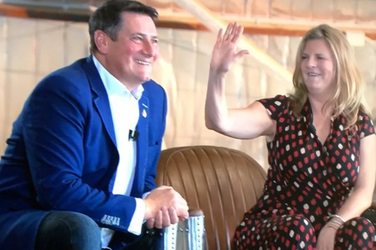 ITV's tweet photo. Hey! Who remembers that time Tony didn't high five Susannah!

#GreatMemories

#ImACeleb @antanddec @imacelebrity https://t.co/hSoee9vqAe