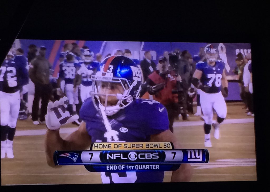 Mynyoc's tweet photo. Sunday football. What a great way to end your weekend https://t.co/n8hJohPeXA