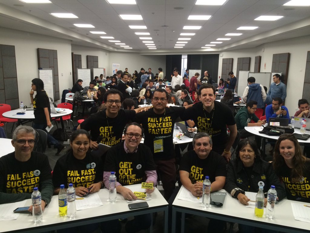 jazaldegui's tweet image. El equipo organizador #LSMLIMA con el gran jurado! @respinozame @cavilont @LilianaAlvarado