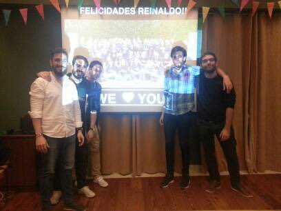 En <a href="/swgalicia/">StartupWeekendGAL</a> saben cómo alegrarme. Thx chicos