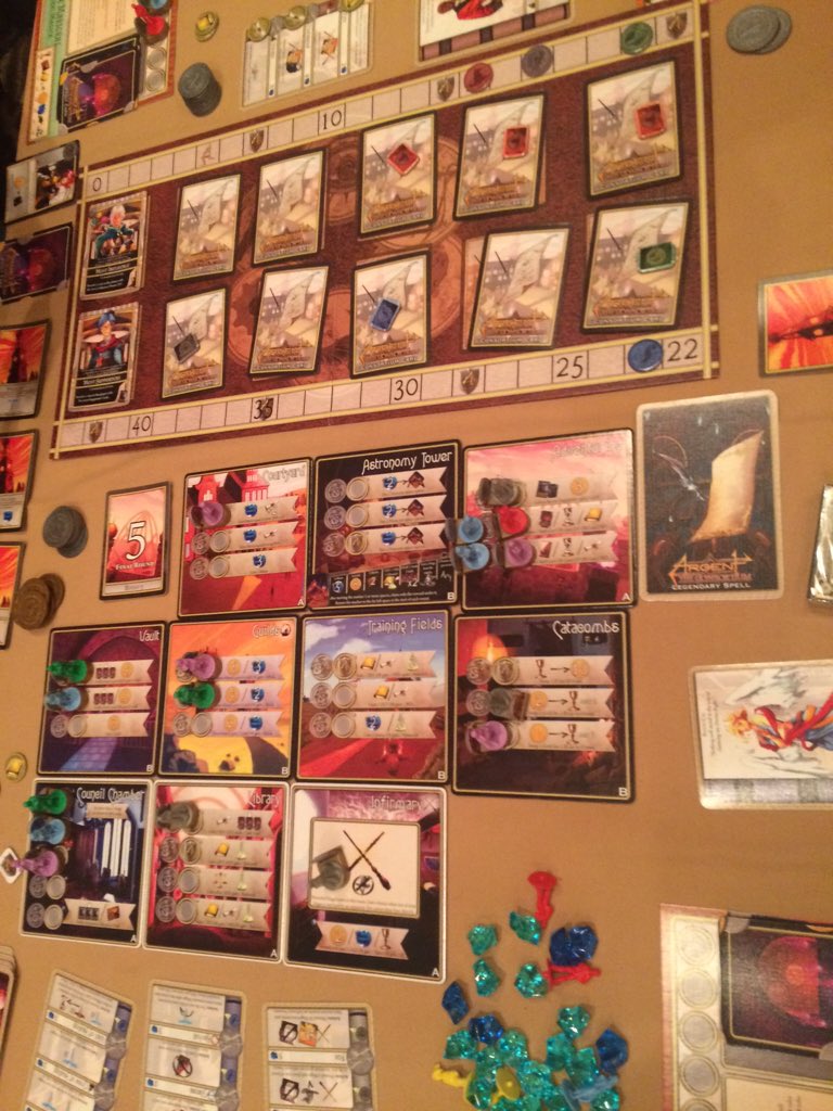 UNCFanatik's tweet photo. Last game of @MACEgamingcon was Argent: The Consortium. #mace2015 https://t.co/gkxDf19A4F