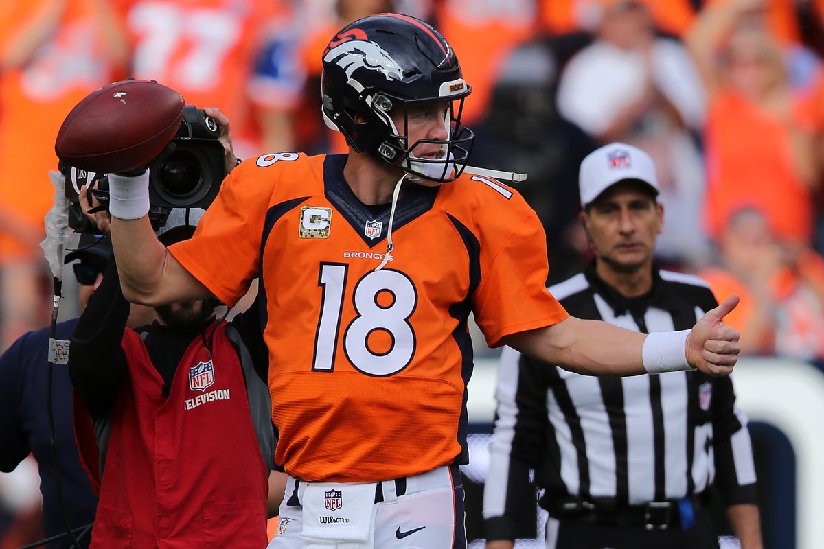 SportsCenter's tweet image. Peyton Manning so far: 4-15, 30 Yds, 3 Int.

He's thrown a pick in 9 straight games.