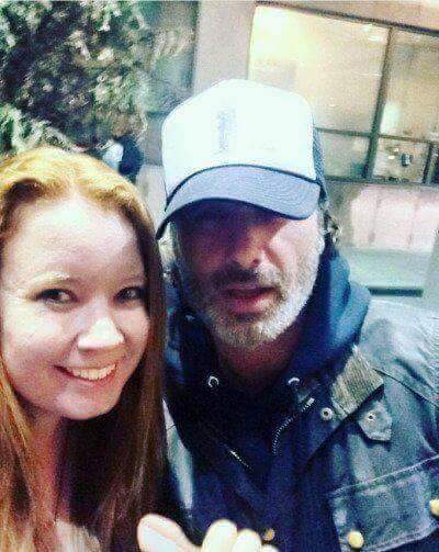AndrewLincolnFR's tweet photo. #PHOTOS - Andrew et des fans à la #TWDWrapParty hier soir. https://t.co/N728BPRbBD