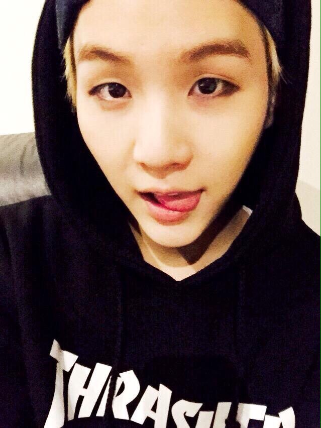 Suga Selcas! on Twitter: "https://t.co/9f8Sn4rhXQ"