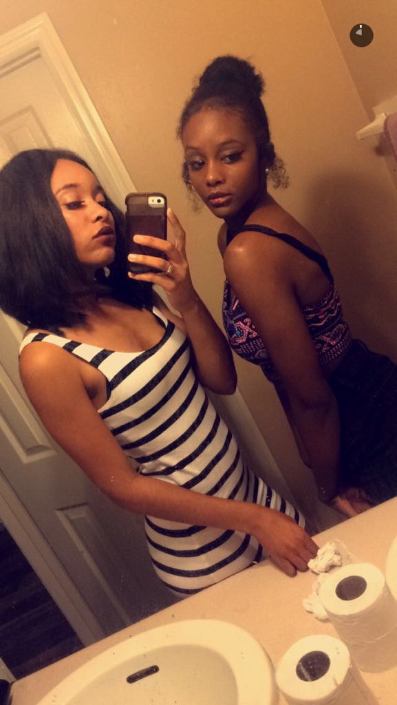 princesa__jade's tweet photo. All weekend with this girl ๐โค๏ธ #bestfriendgoals (she's really annoying TBH) from #VSUHC15 to #NWH6 fashion show https://t.co/kSbq09wY7E