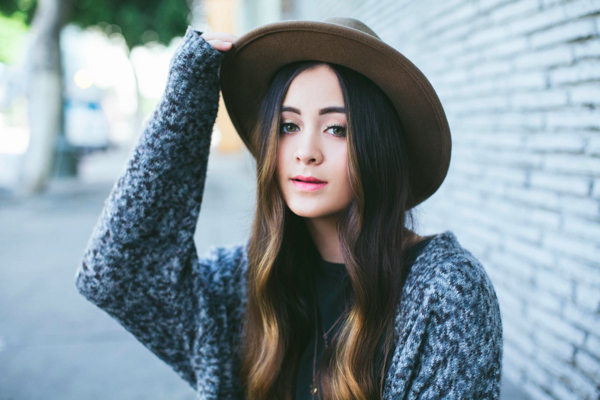 BeantownMusic's tweet photo. https://t.co/AY6AKeHpKz @TantrumJas has a new EP #Adore out now! So much talent for such a young age! #Impressed https://t.co/HkJTpzy2Iw