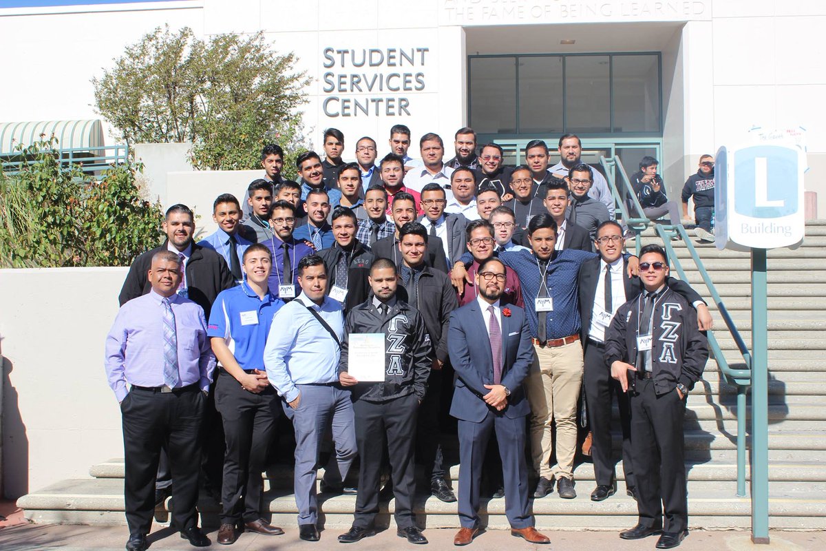 uclagammas's tweet photo. It is nice to see brothers from different chapters come together to enlighten younger folks! #AYMC#GoGammas https://t.co/VlI73z9lCZ