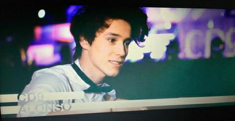 dearoliv_'s tweet image. Hermoso😍😍💞💞
#TheLastPartyVideo 😭😭😍😍