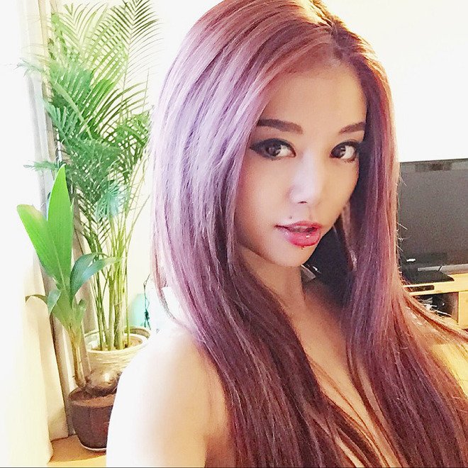 LINE公式Blog更新しました〜 紅音ほたる オフィシャルブログ : 髪 https://t.co/QjowCNYM4b https://t.co/IlKI8fvVqK