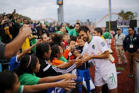 defcentral's tweet photo. #GraciasRaul https://t.co/t2ie076x5d