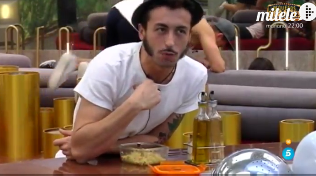 ghoficial's tweet photo. ¿Cumple Suso con sus obligaciones?
RT->Pasa de todo
MG->Como el resto
#DBT9GH16 https://t.co/Vvwn0yUPMx