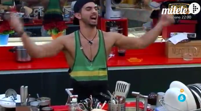ghoficial's tweet photo. ¿Cumple Suso con sus obligaciones?
RT->Pasa de todo
MG->Como el resto
#DBT9GH16 https://t.co/Vvwn0yUPMx