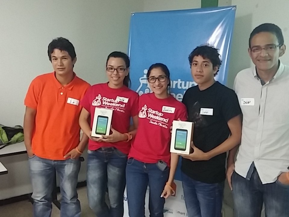 swsantamarta's tweet photo. #RealFarm Segundo Puesto #SwSantaMarta  #GSB2015 @SWCol  @puntoCO  @Brujulab  @p4sco  @FundaTIC  @mozillacolombia https://t.co/1W7qbVVkVp