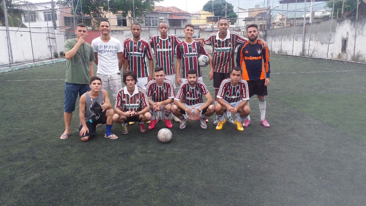 Loove_AT's tweet photo. Aliança tricolor 8 x 2 nerds Vasco. Nada a declarar, vocês são fodass https://t.co/M6NBduMd23