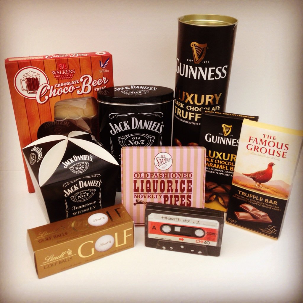 billericaycandy's tweet photo. #christmasgiftideas #guinesschocolate #jackdanielsfudge #lindtgolf #liquoricepipes #Billericay https://t.co/bvZ11OUXCG