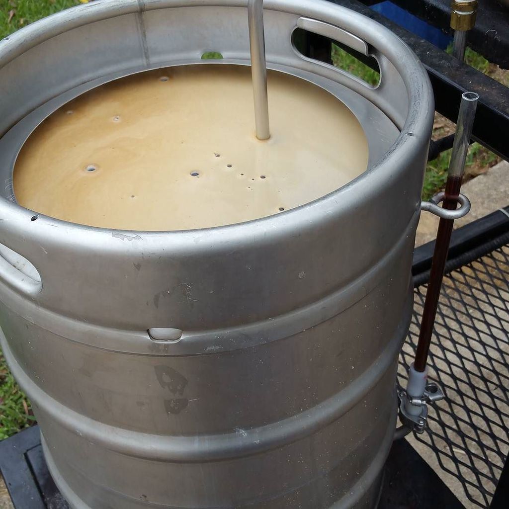frybrews's tweet photo. Ready to boil! Maxing out the system today #frybrews #homebrew #porter #craftbeeratx #atxb… https://t.co/LUWrr8IHFd https://t.co/rPAwbiMtOB