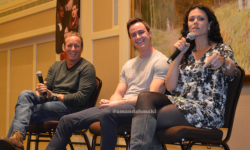 AmandahMaki's tweet photo. @MelissaPonzio1 @lindenashby & @the_ryan_kelley during their panel last Saturday! @howlercon #HowlerCon2015 <333 https://t.co/tNbQWLhrpt