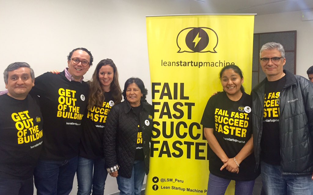fcortazar's tweet image. Final #LSMLIMA con el jurado @LSM_Peru  @LilianaAlvarado @AlexRGomezH @JCVelaVelasquez @SandraAraujoU @CarlotaDuc