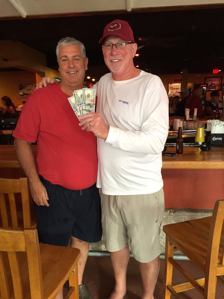 BrownBoxerCLW's tweet photo. $500 Cash #winner #brownboxer https://t.co/NLUWSGTq99