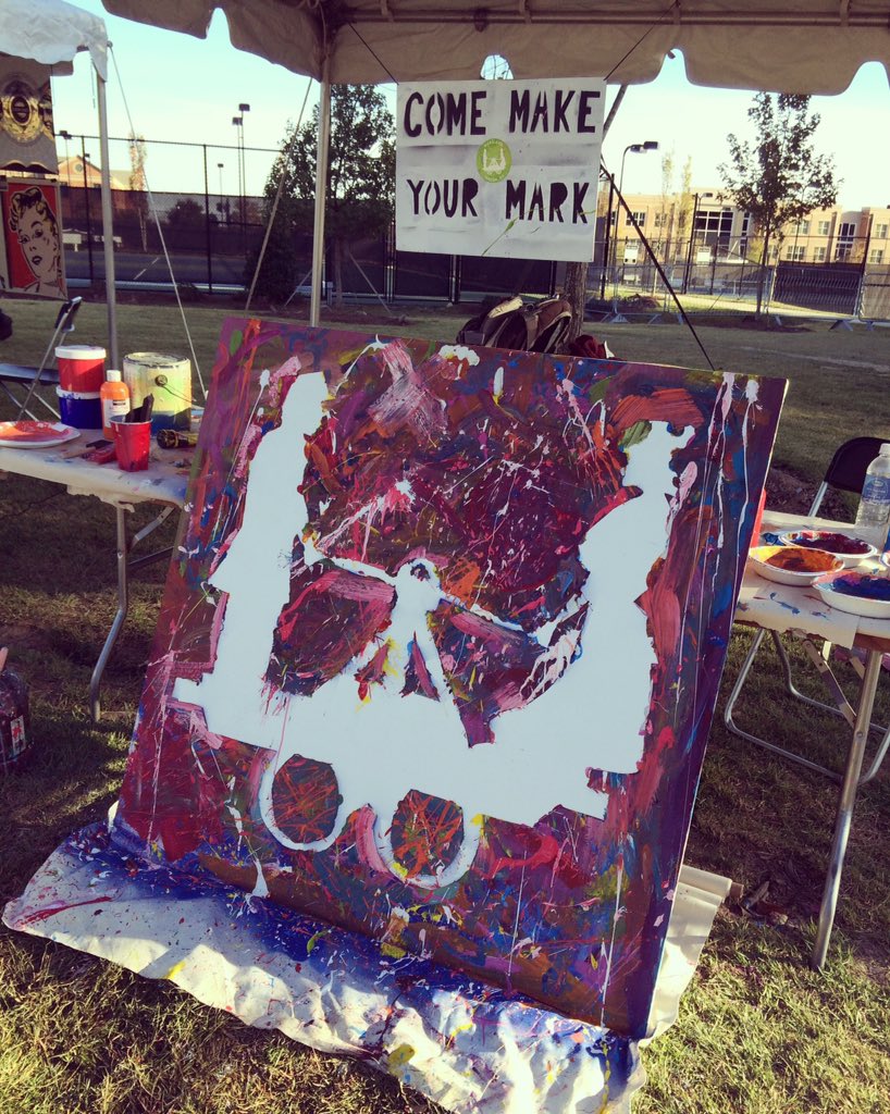 We did it! Thank you to #makers + volunteers + sponsors + partners + attendees for making #MakeEnd possible!
