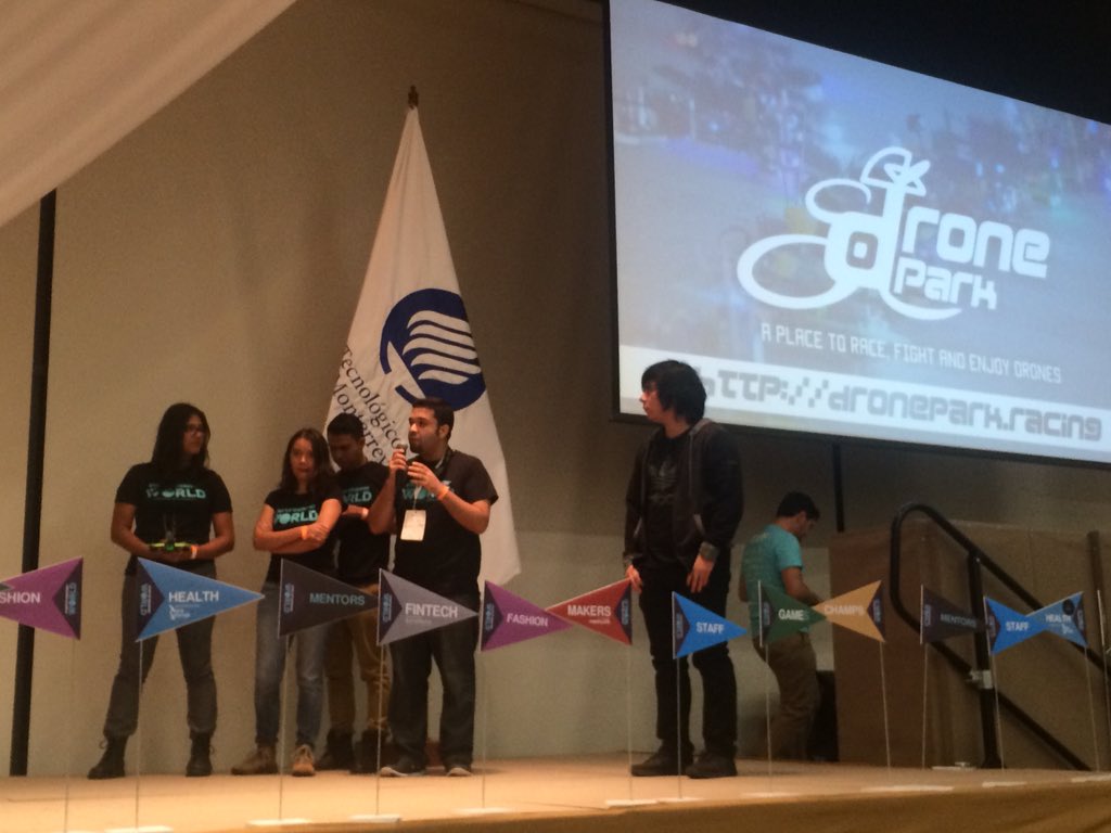 MxDroneFest's tweet photo. Los esperamos este 12 y 13 de diciembre en el #MxDronefest15 #SWWorld https://t.co/np1ShjCor9