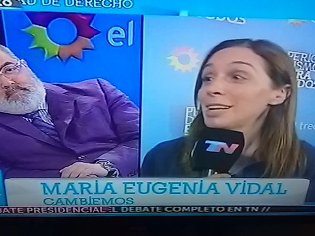 mcuello29's tweet photo. #ArgentinaDebate hay muchas ideas de #SiSePuede en esta campaña. #MacriPresidente mostro ideas de #Cambiemos https://t.co/IBqbzc0Pps