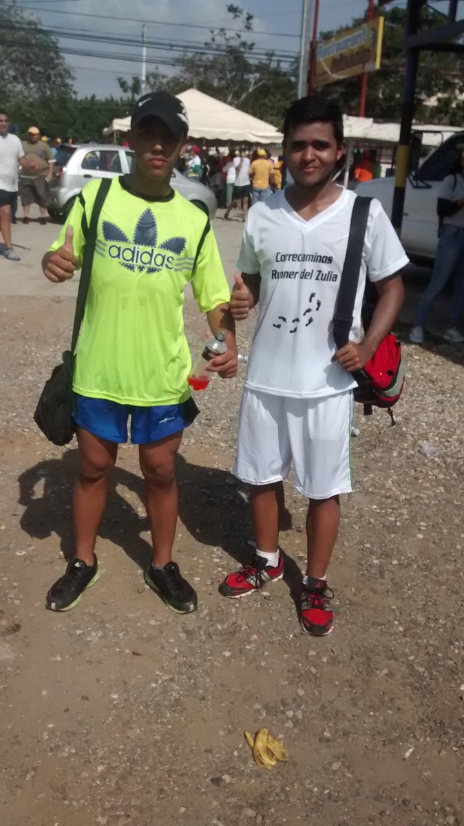 SalZiga1's tweet photo. Maratón por Un Nuevo Cambio. #VzlaPideCambio https://t.co/TPndKVRnfq