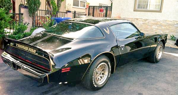 AV_AnnaVictoria's tweet photo. Selling msg me for more info #Cars #Classics #CollectibleCars #iAmAV https://t.co/4zpytGraKW