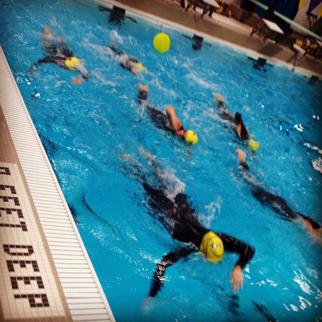 valortriproject's tweet photo. Some open water simulation at swim camp! https://t.co/9FRQ2nKHNn