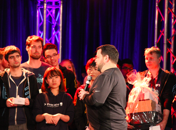 paypaldev's tweet photo. #BATTLEHACK GOLDEN AXE AND $100K WINNERS ..... TEAM VENICE!!!! https://t.co/aL9VgW3n2W