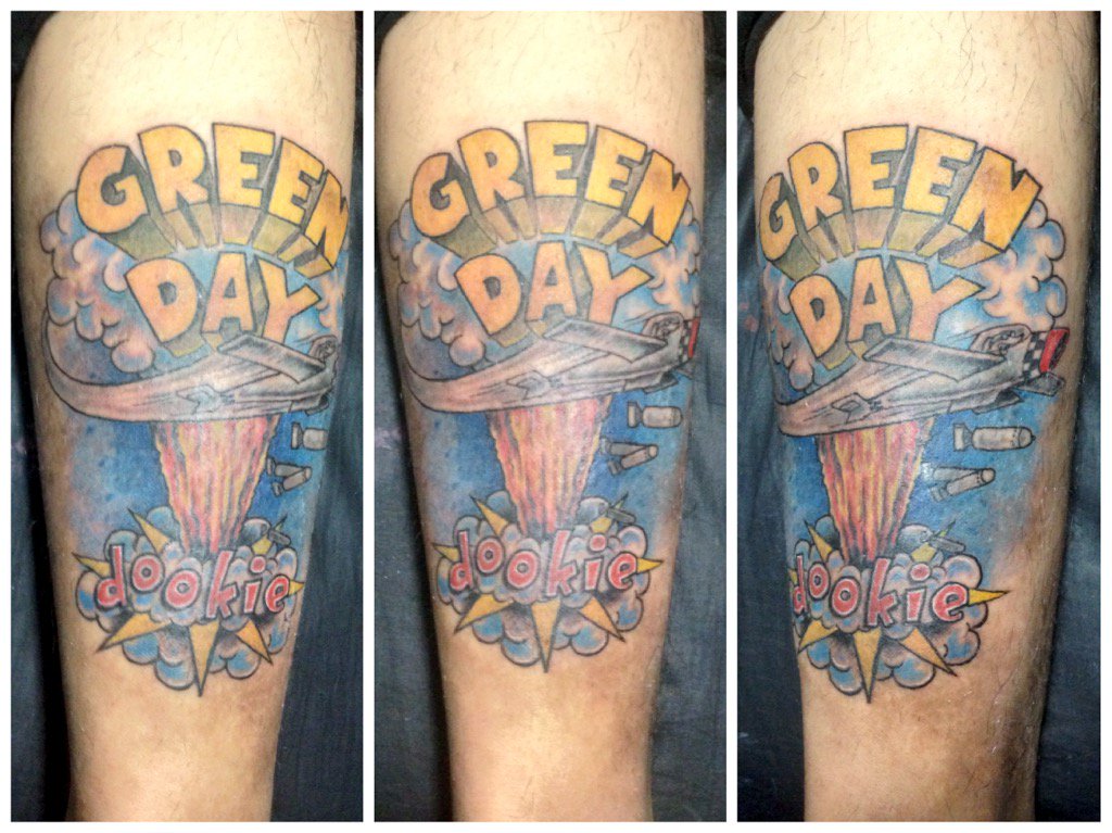 My favorite band ever,GREENDAY DOOKIE TATTOO! Done in 3 hours last night on mr <a href="/maesajr/">Bayu Ganjar Maesa</a> congrats brooo 👊👊👊