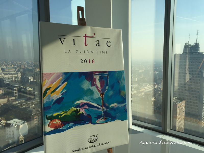 paroledivino's tweet photo. Vitae 2016. L'arte, il vino ed una guida diversa. #Vitae2016 https://t.co/YsxwTPGOuS @espby @mchiappo @carlopassera https://t.co/o1Byn9YZq6
