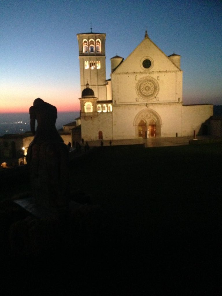 trombinikendra's tweet photo. I #luoghi dello #spirito: #Assisi #Umbria #fede #francesco #chiara https://t.co/G5bGGiAYSM