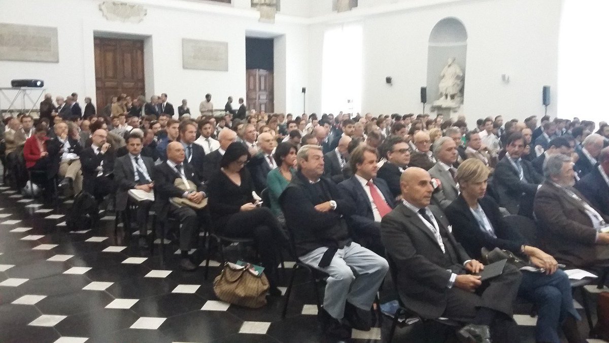 meditelegraph's tweet photo. È partito a Genova il secondo Forum Shipping &amp; Intermodal Transport! @Assagenti @portodigenova https://t.co/5INOJUtQc8
