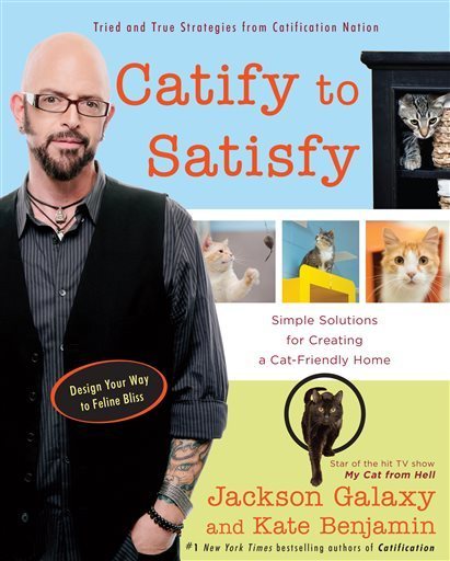 ubookstoresea's tweet image. .@JacksonGalaxy is here w/ #CatifytoSatisfy! WED 11/18 7P @HumaneSociety UTemple Church ow.ly/UiY5F