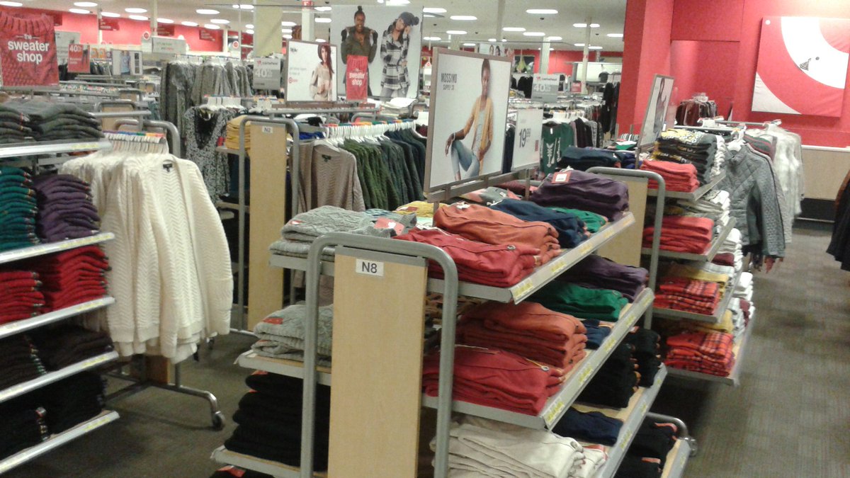 T1531 has got all your cold weather gear! #ItsSweaterWeather #INeedANewCoat! <a href="/slaughterAsh/">Ashley Slaughter</a> <a href="/Robert0928/">Robert Brooks</a>