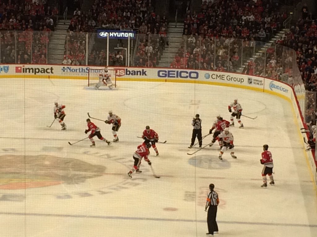 MrA108's tweet photo. @FutureGoalsSTEM concepts coming to life at the @NHLBlackhawks game #teacherofthemonth @northwest_ms @ChiPubSchools https://t.co/txKFu0tPad