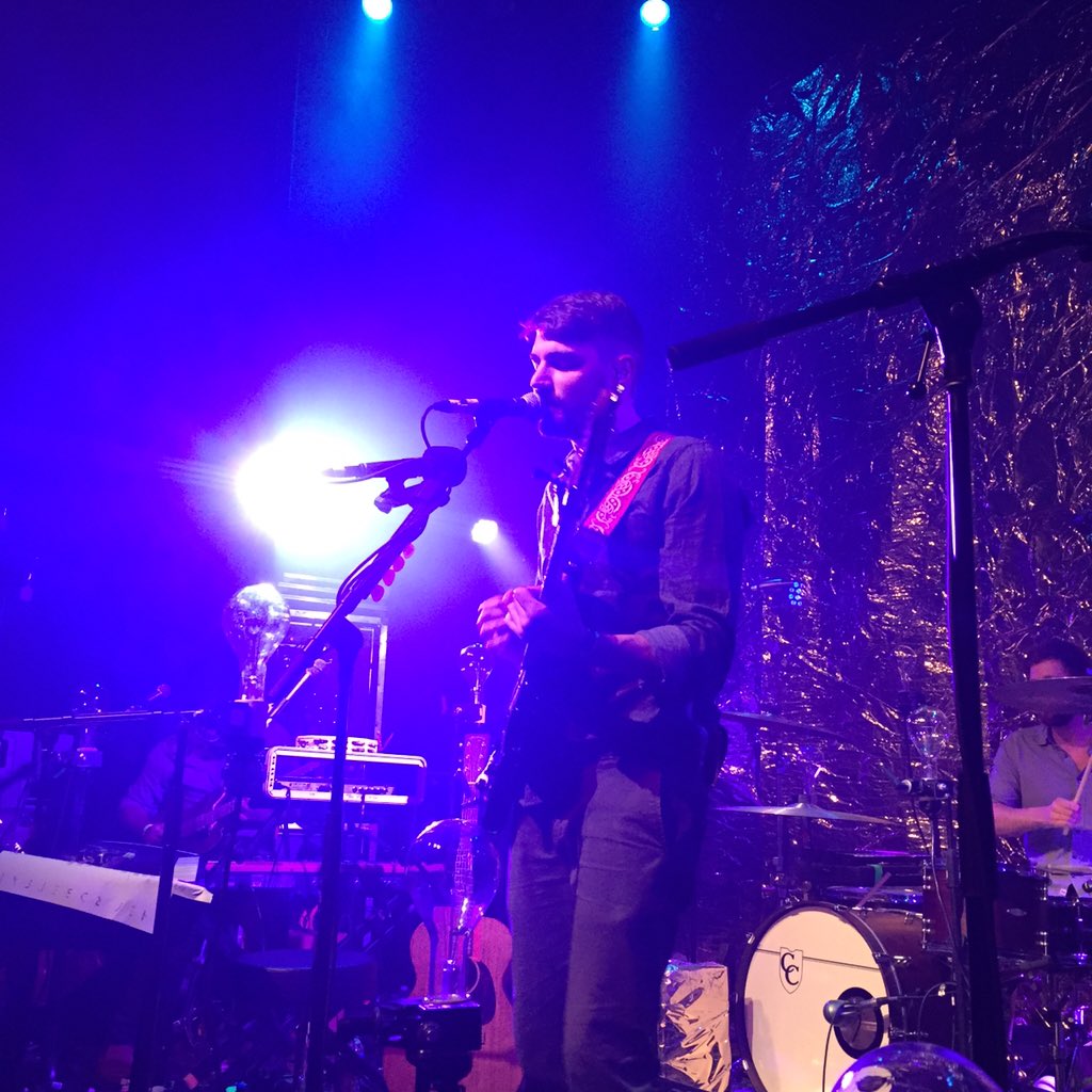 LauraGlyda's tweet photo. Finally saw @heyrosetta live tonight. @heytimbaker and crew were incredible! Find, follow, listen, and love them. https://t.co/TSi4tZdoIh